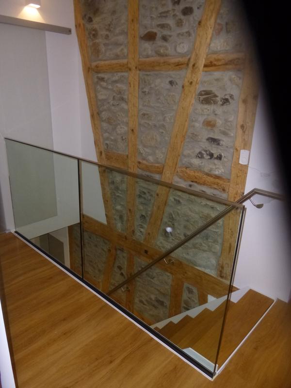  :  Altbau Galeriegeländer TVG Klarglas Abschlusss Treppe Treppenhandlauf CNS Chromstahl